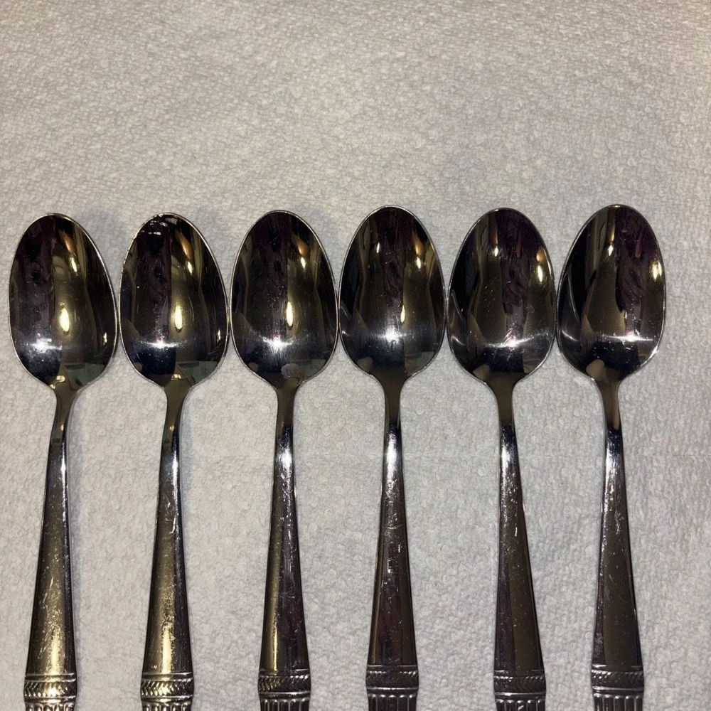 Heritage Mint Ltd DALESCROFT Stainless Flatware - Lot of 6 Place Oval Soup Spoon
